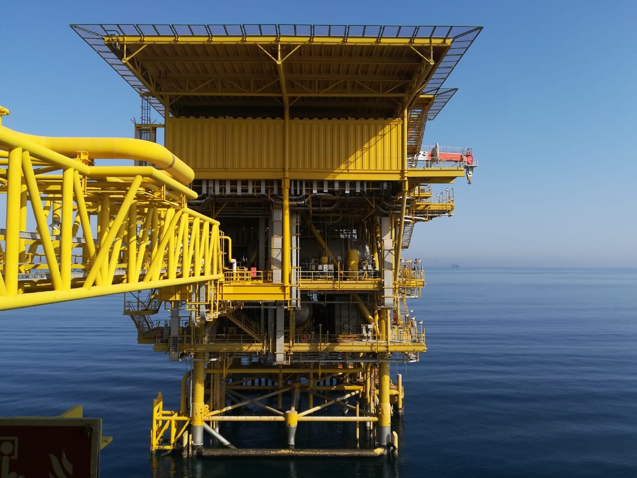 SFNY 9 Slipover Jacket & Decks, Pipelines, Cables and Single Well Platform (SWOP) at ZULF